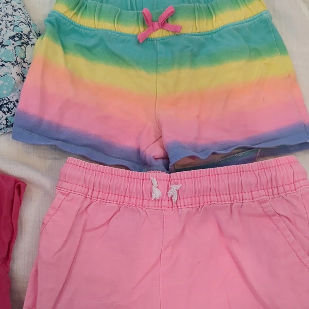 Girls bundle size 3t dress, shirts, shorts skirts capris short Sleeves
